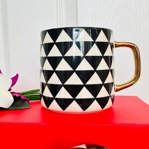 THYME & TABLE ~ Black and White Geometric Mug Set with Gold Handle